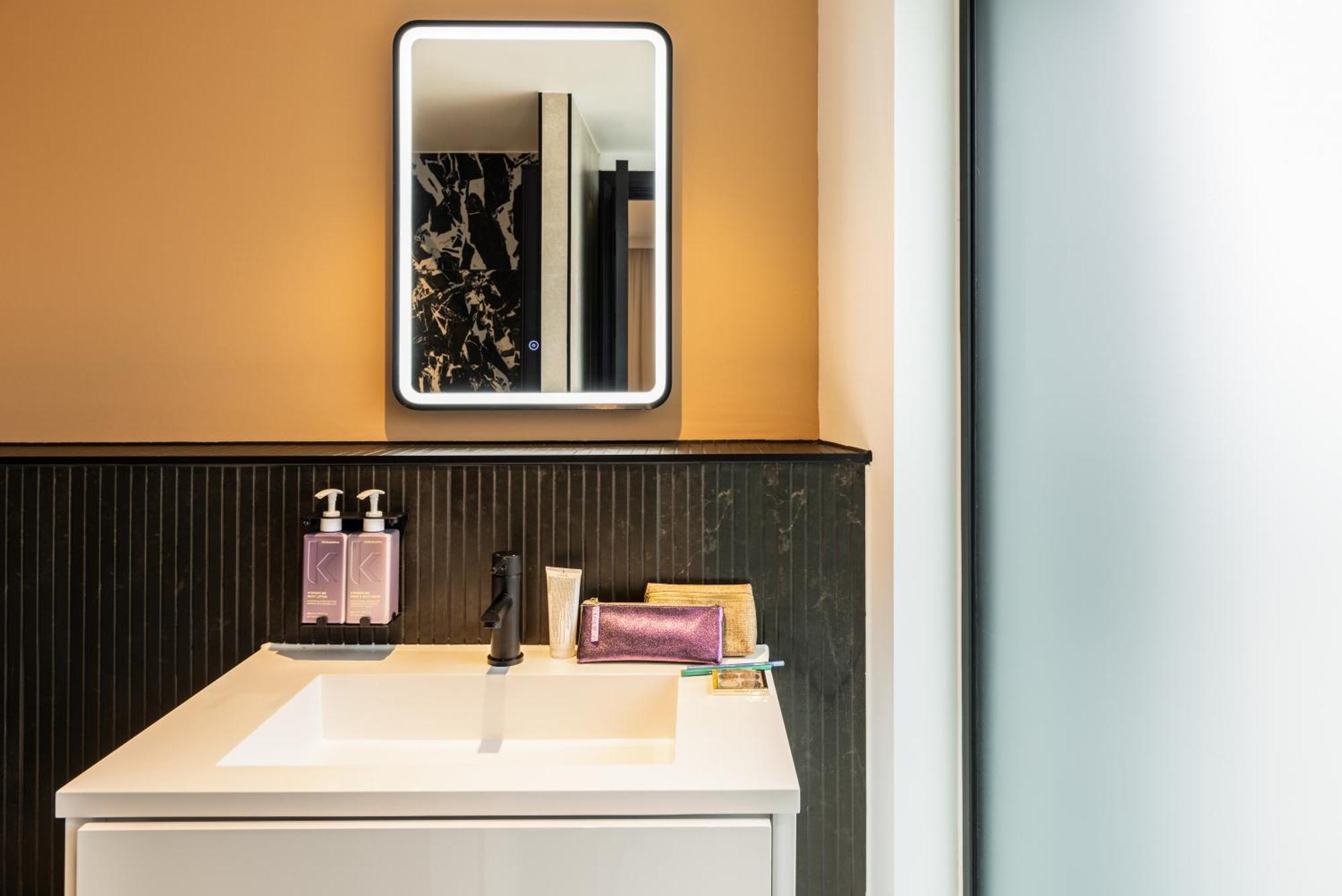 Tribe Manchester Airport By Accor Hale  Ngoại thất bức ảnh